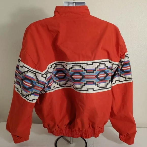Red Geometric Pattern Jacket - Picture 2 of 4